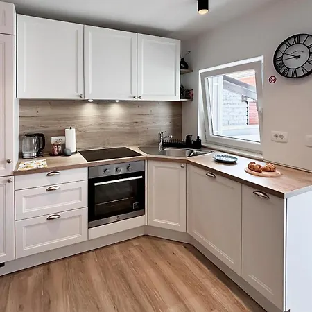 2 Bedroom Awesome In